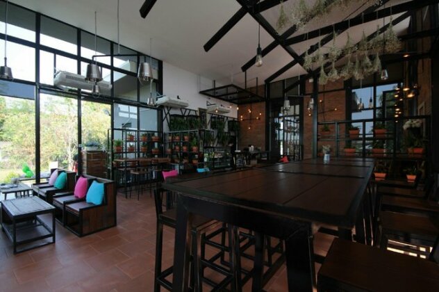 Rock and Loft Cafe & Resort Chiang Mai - Photo3