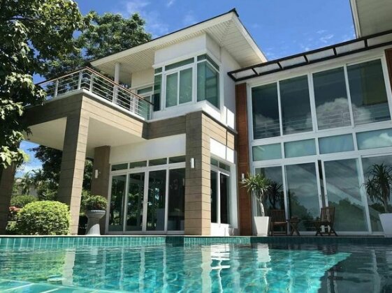 Baan Talay Pool Villa Pattaya
