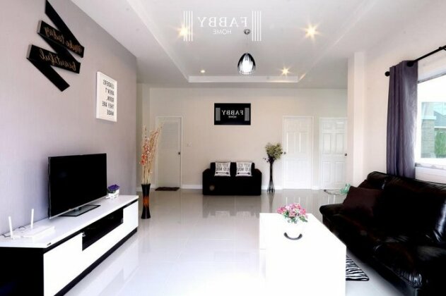 Fabby Home - Photo5