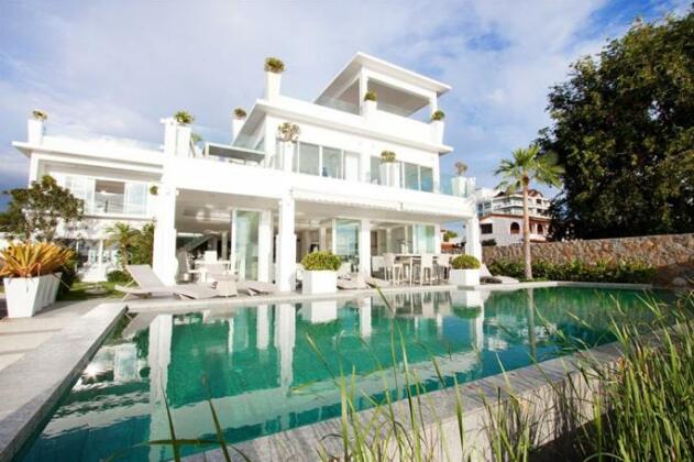 Luxury 5 Star Beach Villa 8 Bedrooms