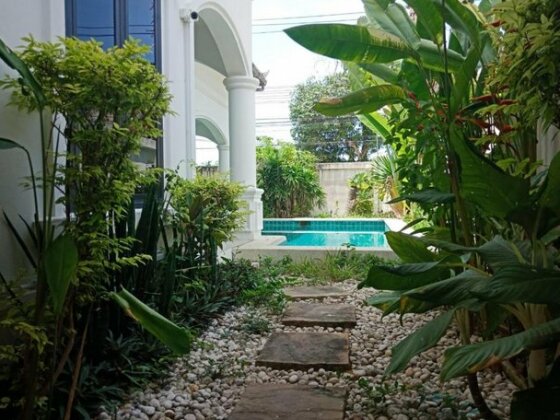 Luxury Villa with private pool Sattahip - Photo4