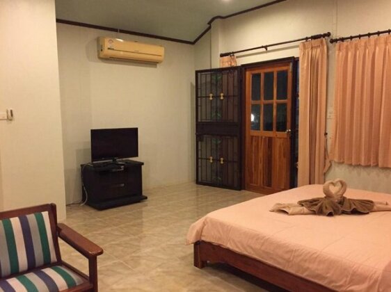 Makmai Sailom Heights - Photo4