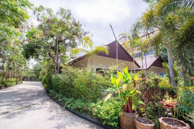 OYO 819 Baan Garagade Resort - Photo5