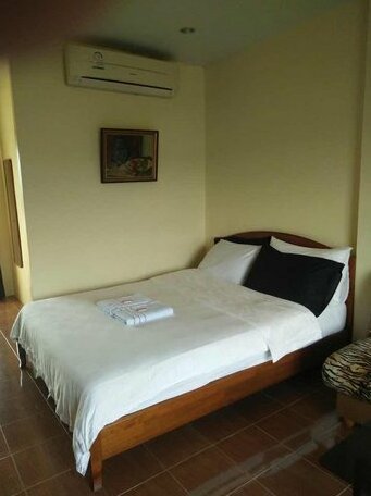 The One Apartments - Photo4