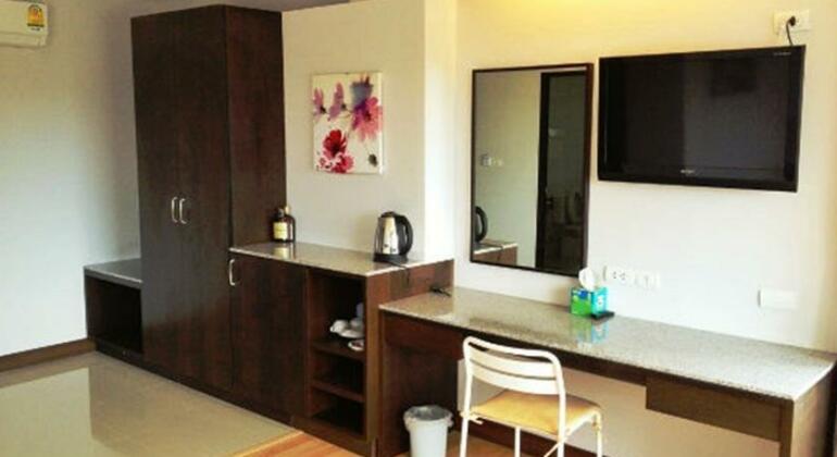 SinKiat Buri Hotel - Photo5