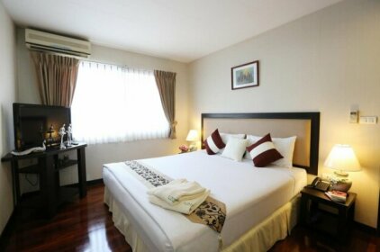 J Town Serviced Apartments