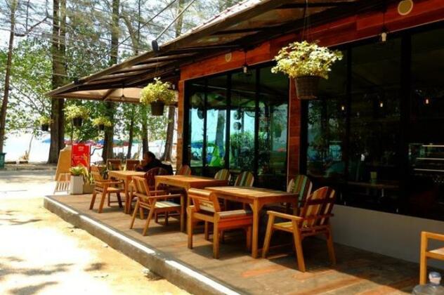 Hug Cafe - Photo5