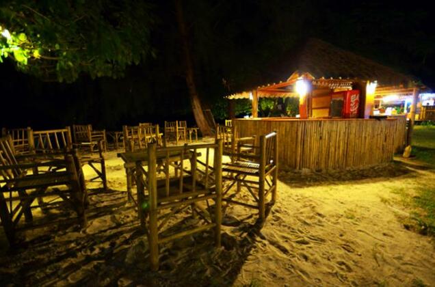 Kradan Beach Resort - Photo2