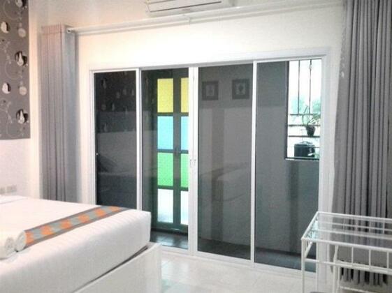 Srisareemaya Hostel - Photo4