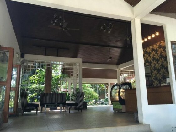 Tree House Hotel - Photo2