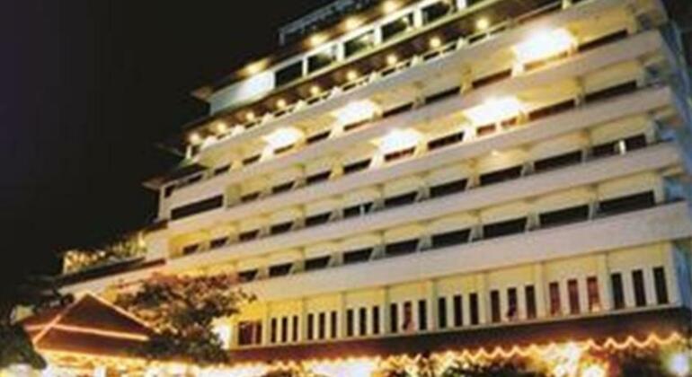 Green World Palace Hotel