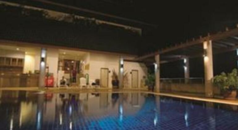Green World Palace Hotel - Photo4