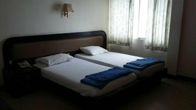 Queen Songkhla Hotel - Photo2
