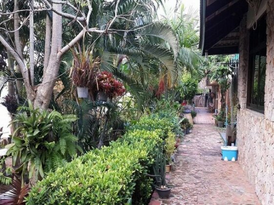 Sri Resort - Photo2