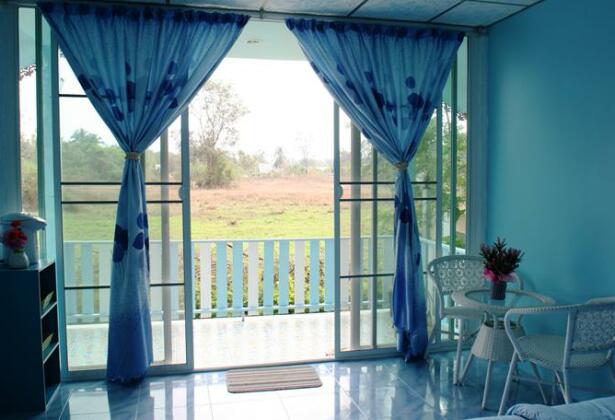 Boathouse Resort Suanphung - Photo4