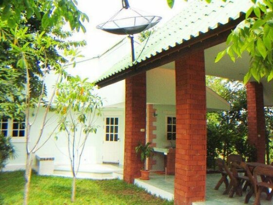 Private Home Resort - Photo3