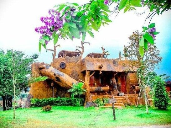 Timberland and Fruit Resort - Photo2