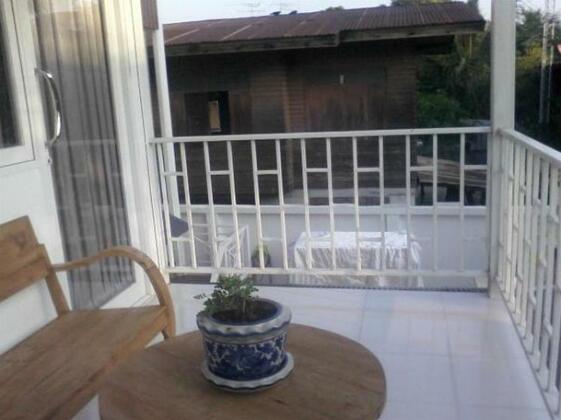 Baan Thit Guesthouse - Photo3