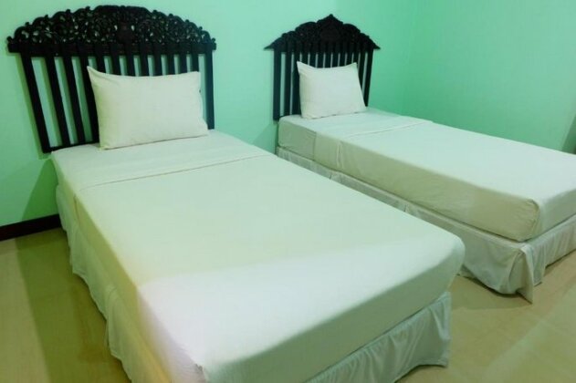 J-Safe Guesthouse - Photo5