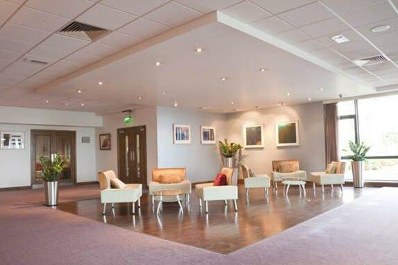 Phuaroon Guesthouse and Resort - Photo4