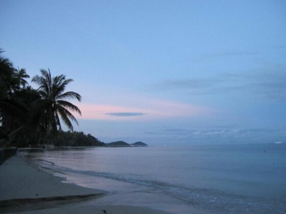 Beachfront TalingNgam - Photo3