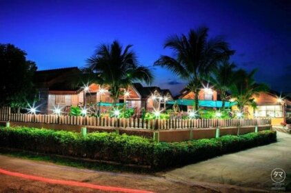 Baan Pak Rim Khong Resort