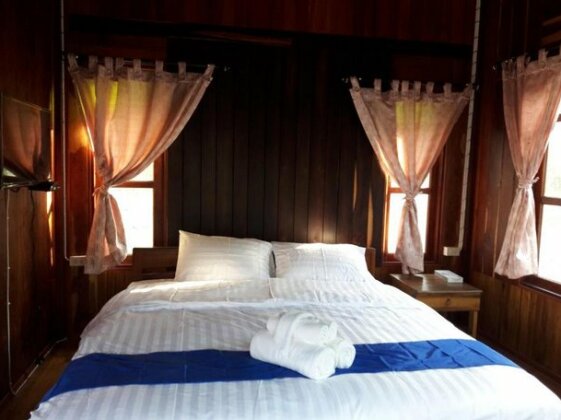 Phangpring Beach Resort - Photo2