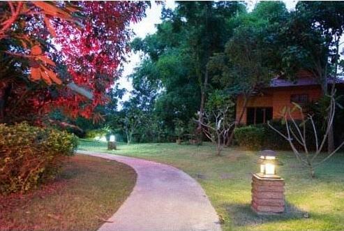 Rithima Srichumsaeng Riverside Resort - Photo4