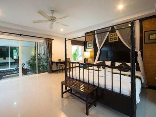 2-Bedroom Pool Garden Villa Phuket - Photo5