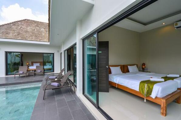 3-Bedroom Family Pool Suite Villa Phuket - Photo2