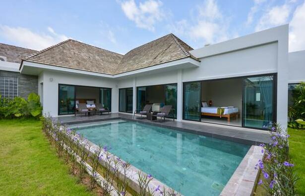 3-Bedroom Family Pool Suite Villa Phuket - Photo4