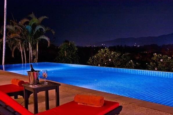 Oriole 4 Bed Luxury Pool Villa nr beach - Photo4