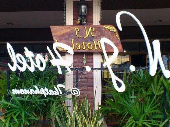 Photo 3