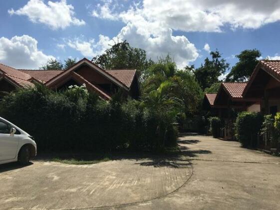Somjai Resort