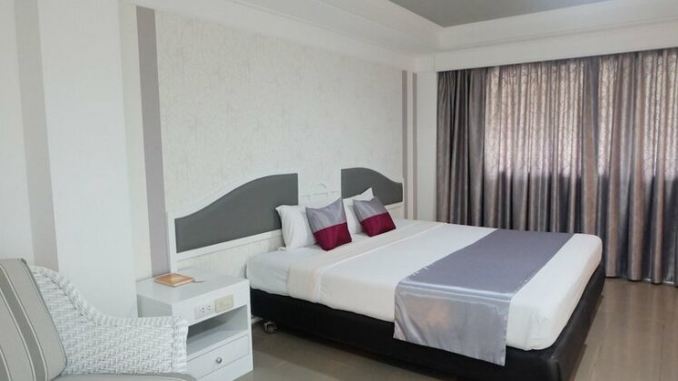 Budget Hotel By Rua Rasada - Photo4