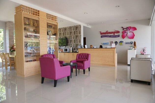 Chompu Nakarin Apartment - Photo5