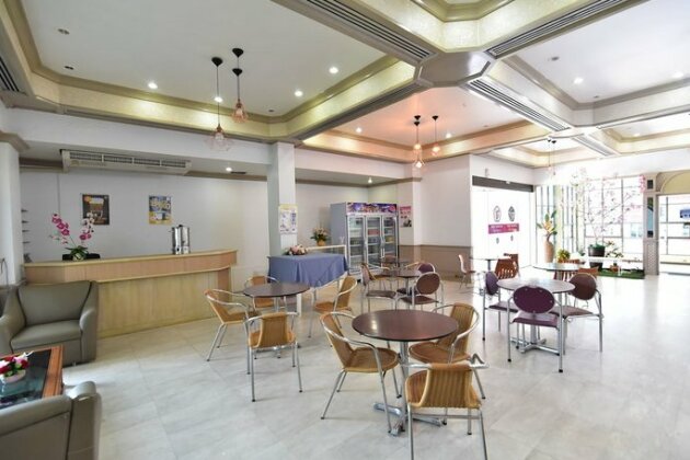 Thumrin Hotel - Photo3