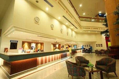 Thumrin Thana Hotel - Photo3