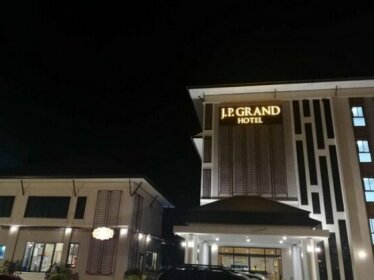 J P Grand Hotel