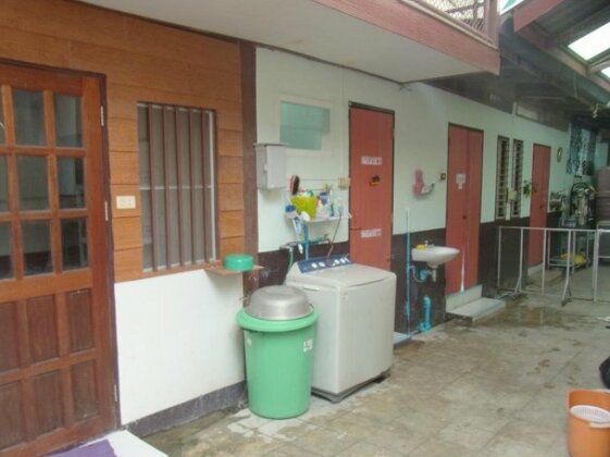28 Rachabutr Hostel - Photo3