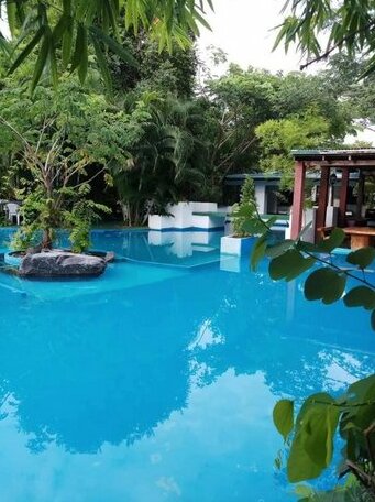 Harmony Beach Resort - Photo2