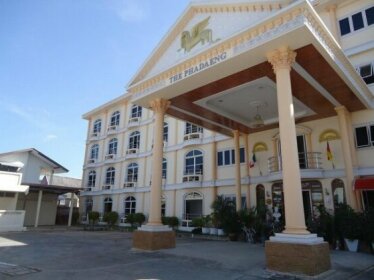 Phadaeng Hotel