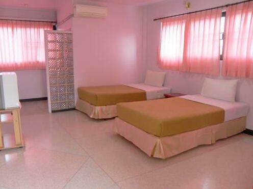 Srisomthai Hotel - Photo2