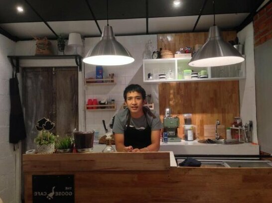 The Goose Cafe & Hostel - Photo4