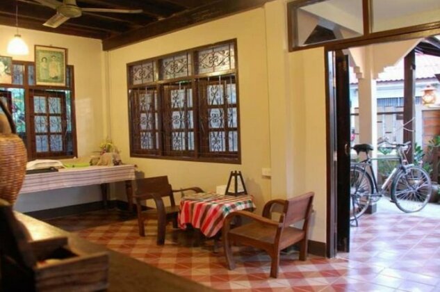 The Outside Inn Ubon Ratchathani - Photo2