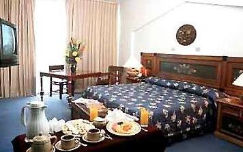 Malee Lakeside Resort - Photo2