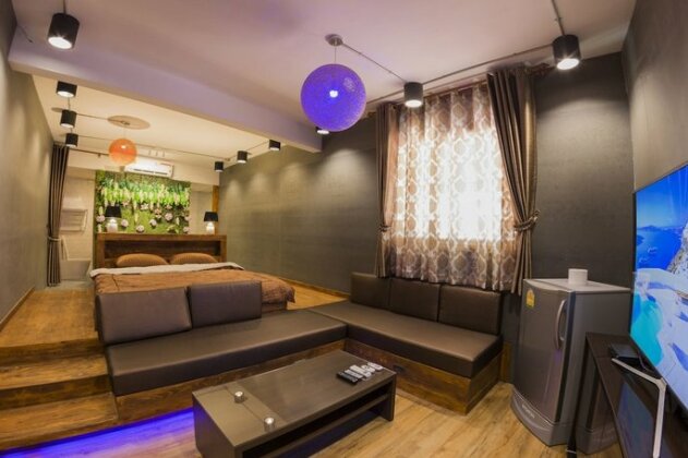 Maximize Luxury Apartment - Photo2