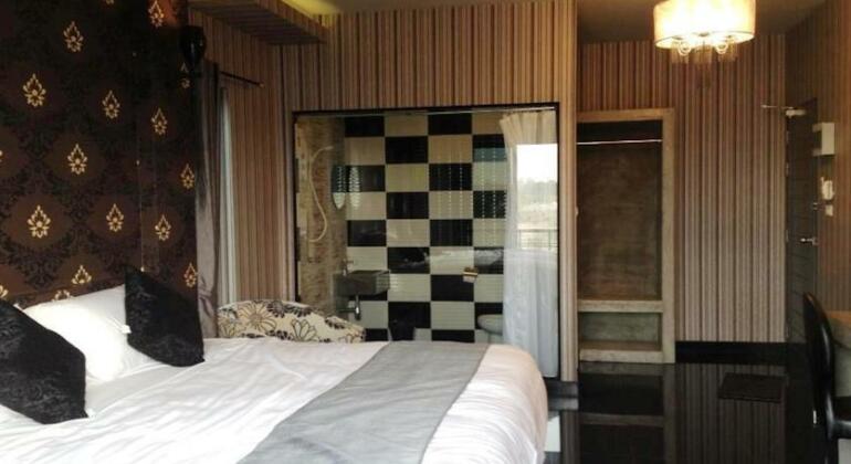 Mazzini Place - Photo5