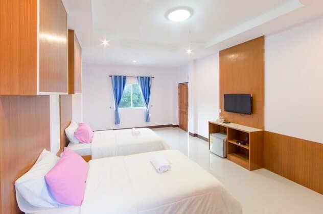 Nawaporn Resort - Photo4