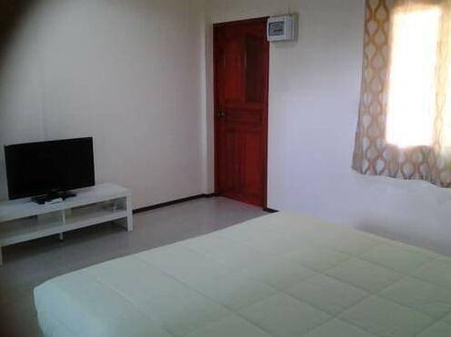 Sharples Apartments Udon Thani - Photo2